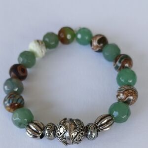 Jade and Silver Beaded Bracelet